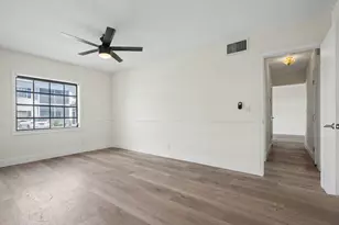 130 Cypress Club Dr, Pompano Beach, FL 33060 - Photo 16