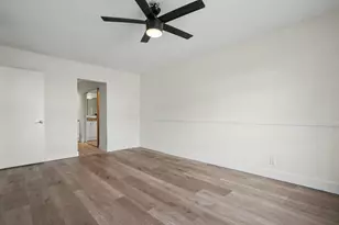 130 Cypress Club Dr, Pompano Beach, FL 33060 - Photo 18