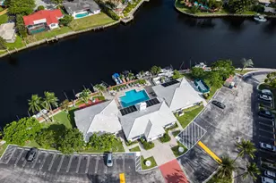 130 Cypress Club Dr, Pompano Beach, FL 33060 - Photo 30