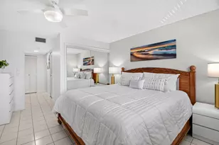25 Colonial Club Dr, Boynton Beach, FL 33435 - Photo 6