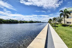 25 Colonial Club Dr, Boynton Beach, FL 33435 - Photo 54
