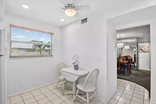 25 Colonial Club Dr, Boynton Beach, FL 33435 - Photo 18