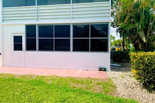 81 Kingswood E, West Palm Beach, FL 33417 - Photo 6