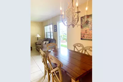 81 Kingswood E, West Palm Beach, FL 33417 - Photo 12