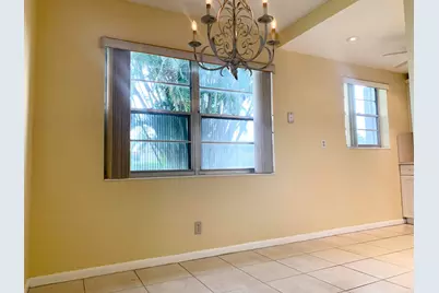 81 Kingswood E, West Palm Beach, FL 33417 - Photo 6