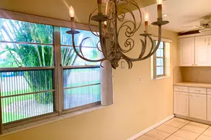 81 Kingswood E, West Palm Beach, FL 33417 - Photo 8