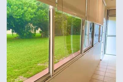 81 Kingswood E, West Palm Beach, FL 33417 - Photo 18