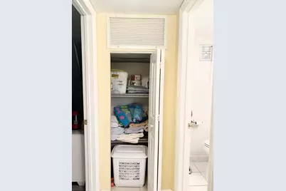 81 Kingswood E, West Palm Beach, FL 33417 - Photo 26