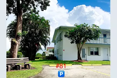 81 Kingswood E, West Palm Beach, FL 33417 - Photo 2