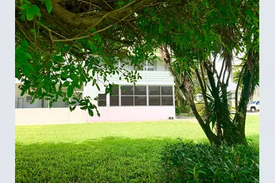 81 Kingswood E, West Palm Beach, FL 33417 - Photo 32