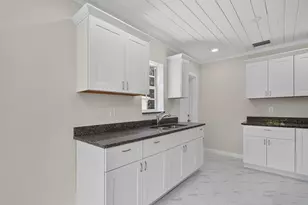 426 N 19th St, Fort Pierce, FL 34950 - Photo 12