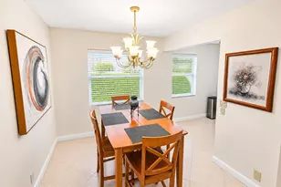 567 Burgundy L, Delray Beach, FL 33484 - Photo 4