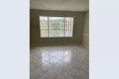 10106 Twin Lakes Drive #Unit 4, Coral Springs, FL 33071 - Photo 2
