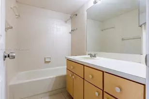 10106 Twin Lakes Dr, Coral Springs, FL 33071 - Photo 14