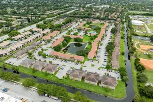 10106 Twin Lakes Dr, Coral Springs, FL 33071 - Photo 16