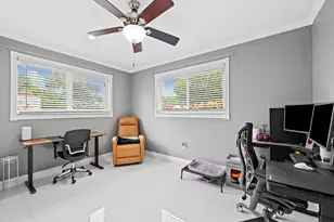 10497 NW 4th St, Fort Lauderdale, FL 33071 - Photo 16
