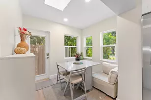 636 NE 16th Ct, Fort Lauderdale, FL 33305 - Photo 6