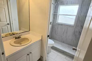 569 E Ridge Cir N, Boynton Beach, FL 33435 - Photo 14