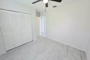 569 E Ridge Cir N, Boynton Beach, FL 33435 - Photo 16