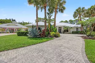8780 SW Fishermans Wharf Dr, Stuart, FL 34997 - Photo 2
