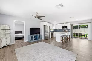 225 SE Airoso Blvd, Port Saint Lucie, FL 34983 - Photo 4