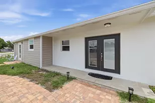 225 SE Airoso Blvd, Port Saint Lucie, FL 34983 - Photo 2