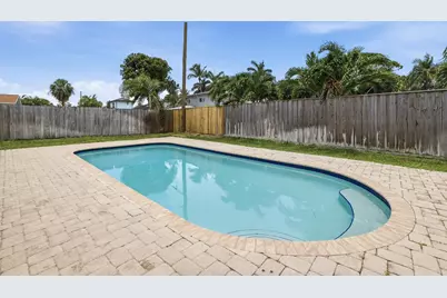 701 SW 27th Place, Boynton Beach, FL 33435 - Photo 26