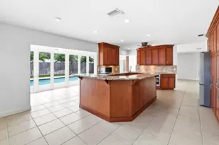 701 SW 27th Pl, Boynton Beach, FL 33435 - Photo 18