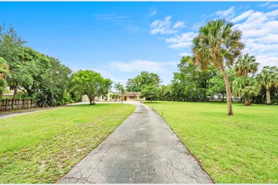 4529 Square Lake Drive, Palm Beach Gardens, FL 33418 - Photo 4
