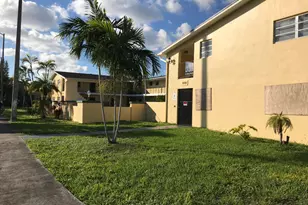 2285 NE 172nd St, North Miami Beach, FL 33160 - Photo 14
