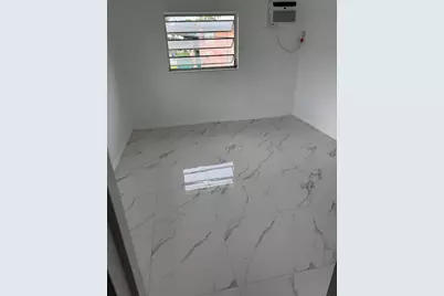 2285 NE 172nd Street #15, North Miami Beach, FL 33160 - Photo 6