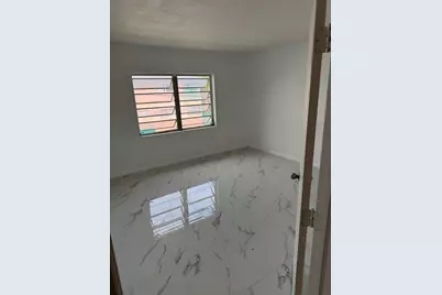 2285 NE 172nd Street #15, North Miami Beach, FL 33160 - Photo 8