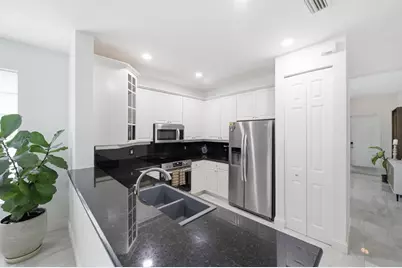 732 Belle Grove Lane, West Palm Beach, FL 33411 - Photo 10