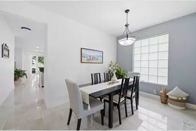 732 Belle Grove Lane, West Palm Beach, FL 33411 - Photo 2
