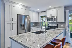 93 Admirals Ct, Palm Beach Gardens, FL 33418 - Photo 10