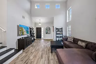 93 Admirals Ct, Palm Beach Gardens, FL 33418 - Photo 4