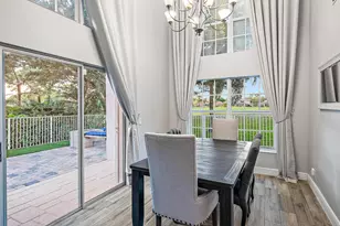 93 Admirals Ct, Palm Beach Gardens, FL 33418 - Photo 6