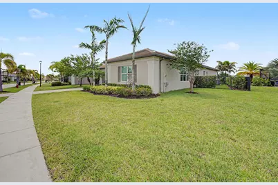 11698 SW Coronado Springs Drive, Port Saint Lucie, FL 34987 - Photo 24