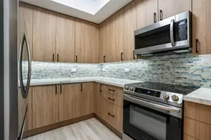 2609 NE 14th Ave, Wilton Manors, FL 33334 - Photo 14