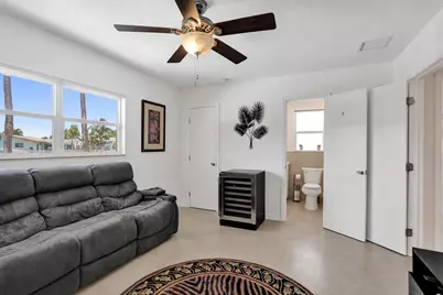 240 SE 3rd Court, Pompano Beach, FL 33060 - Photo 16