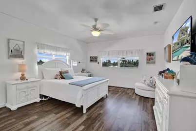 240 SE 3rd Court, Pompano Beach, FL 33060 - Photo 22