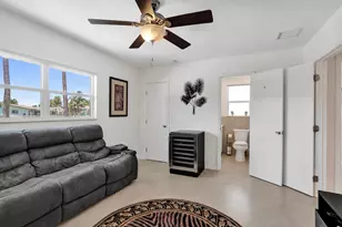 240 SE 3rd Ct, Pompano Beach, FL 33060 - Photo 16