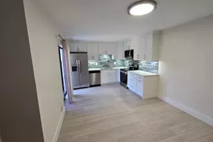 2802 SW 12th St, Deerfield Beach, FL 33442 - Photo 10