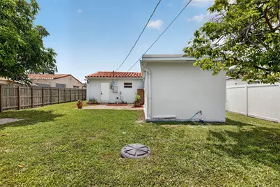 2427 Harding Street, Hollywood, FL 33020 - Photo 36