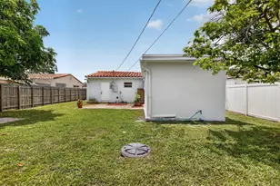 2427 Harding St, Hollywood, FL 33020 - Photo 36