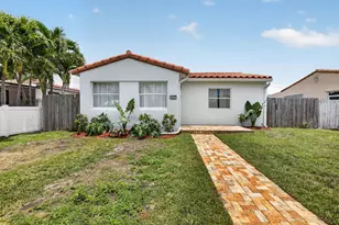 2427 Harding St, Hollywood, FL 33020 - Photo 4