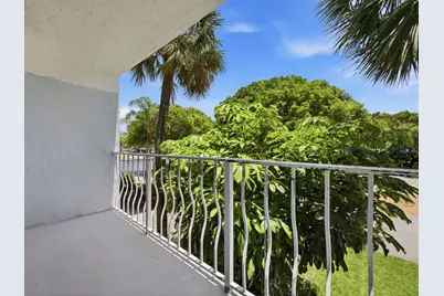 500 Executive Center Drive #2m, West Palm Beach, FL 33401 - Photo 4