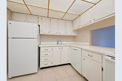 500 Executive Center Drive #2m, West Palm Beach, FL 33401 - Photo 6