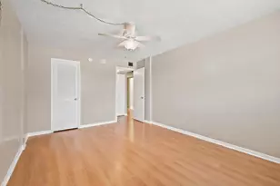 500 Executive Center Dr, West Palm Beach, FL 33401 - Photo 10