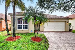 8021 Via Hacienda, Riviera Beach, FL 33418 - Photo 1